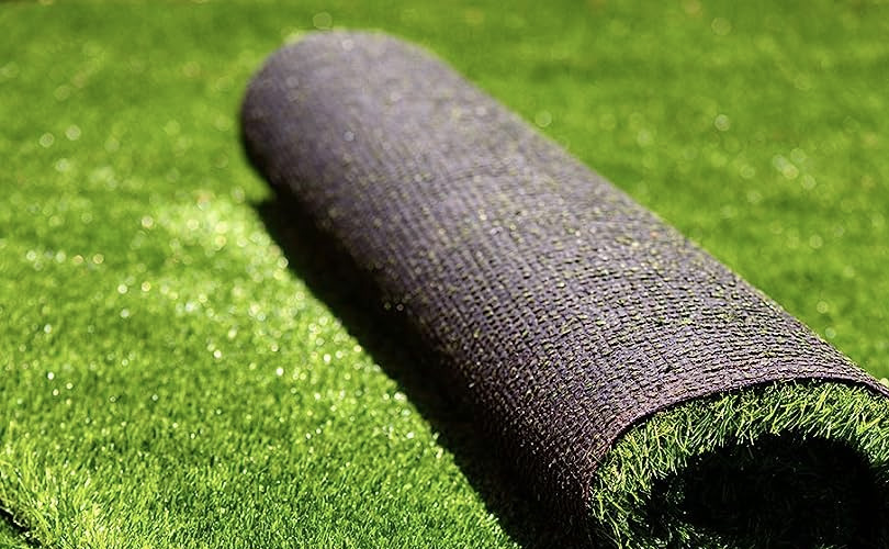 Choosing the Right Artificial Grass